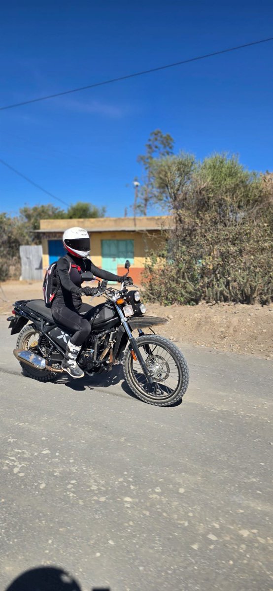 Hell_Charm's tweet photo. No Kenya update yesterday cause despite having a great start to the day - we spotted rhinos and zebras!- it went south right before lunch as both myself and my sister got involved in a collision with a local and ended up in the ditches on both sides of the road. https://t.co/BMjdixg4au