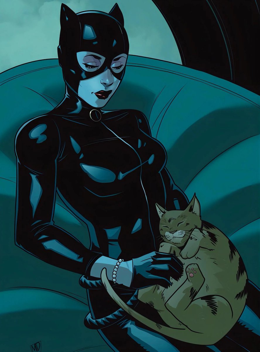 WrongCave's tweet photo. Catwoman being a Cat Mom 🐈‍⬛🖤 by MeechDoodle https://t.co/ajzA0wxiuZ
