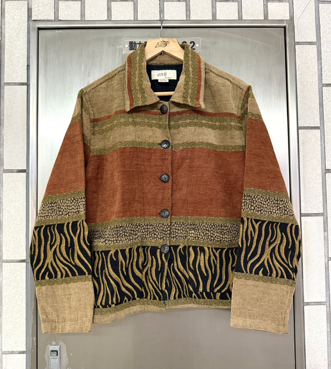 b_grade_b's tweet photo. 【vintage jacket】

https://t.co/Uu09dzTuXr https://t.co/XLniaNaZdX