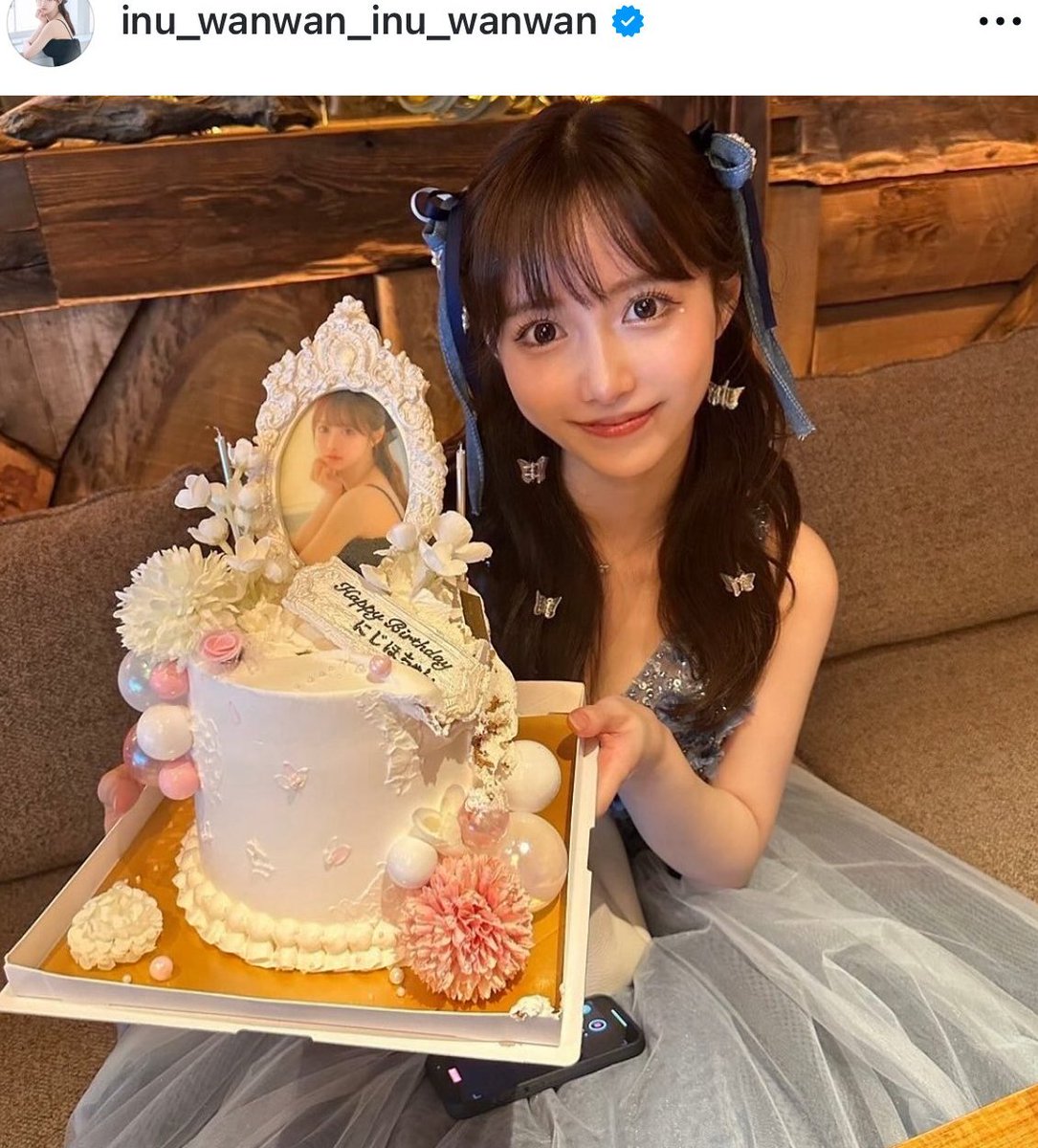 fuyuyasumiminai's tweet photo. キャバ嬢にじほの飲みかけの水が欲しくて40万払うお客さんがいるらしい
ホントに顔がかわいいって無敵すぎるよな https://t.co/aFa61YY4zq