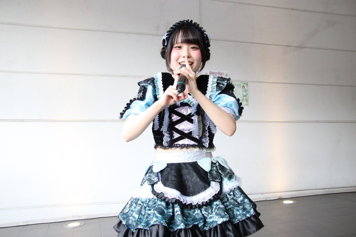 Aki07D's tweet photo. にんにんにんにんにんにんにんしてくれるアイドル✨
ありがとうございます✨
\アルイテイコウvol.132/
10月4日(日)
📍マークイズ静岡
#ゆぴめあ
#ゆぴとスピ活
#ねこのすやすや研究所
#ないんちゃん
#NineChocolates https://t.co/dUV0UG5Bgj