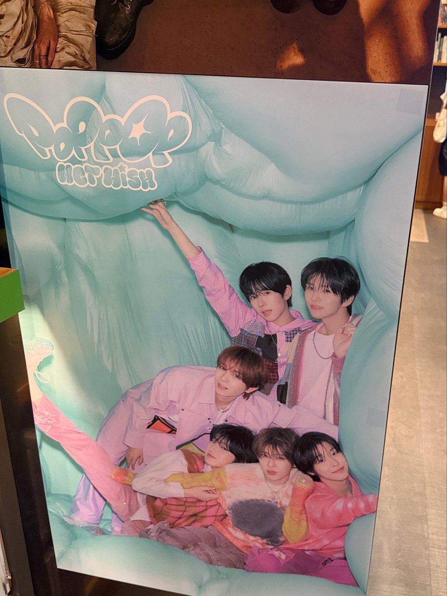 Daedling's tweet photo. 교본문고는 당장 나에게
이걸 내놓아라 https://t.co/L4fgH0jIjJ