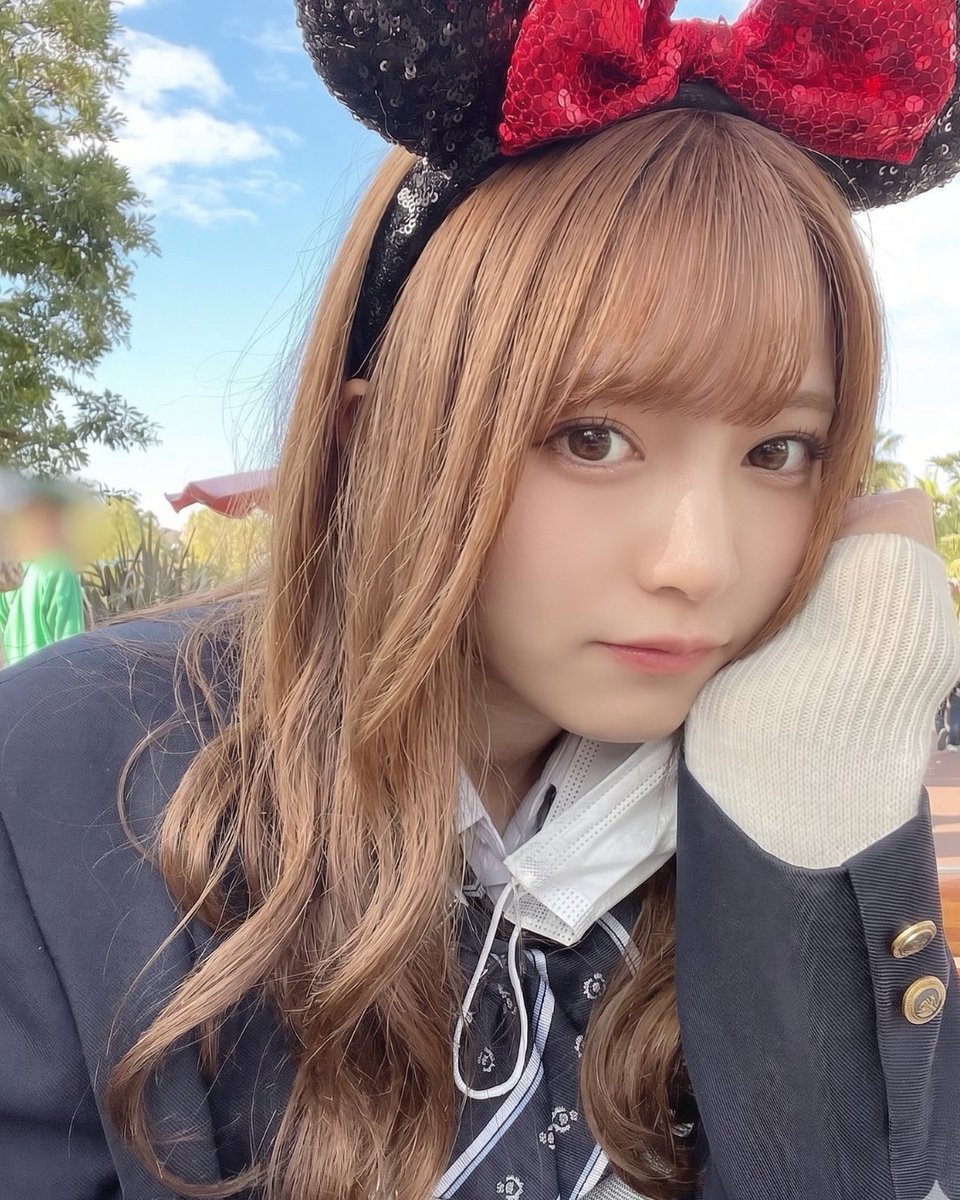 Jnwnnsaa's tweet photo. このビジュでデビューしてるのすごすぎない...？ https://t.co/MbGYmEm2gE