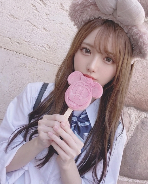 Sikcjoal's tweet photo. このビジュアルでデビューしてるのほんと感謝した方がいい https://t.co/ZSpkQ3N2NY