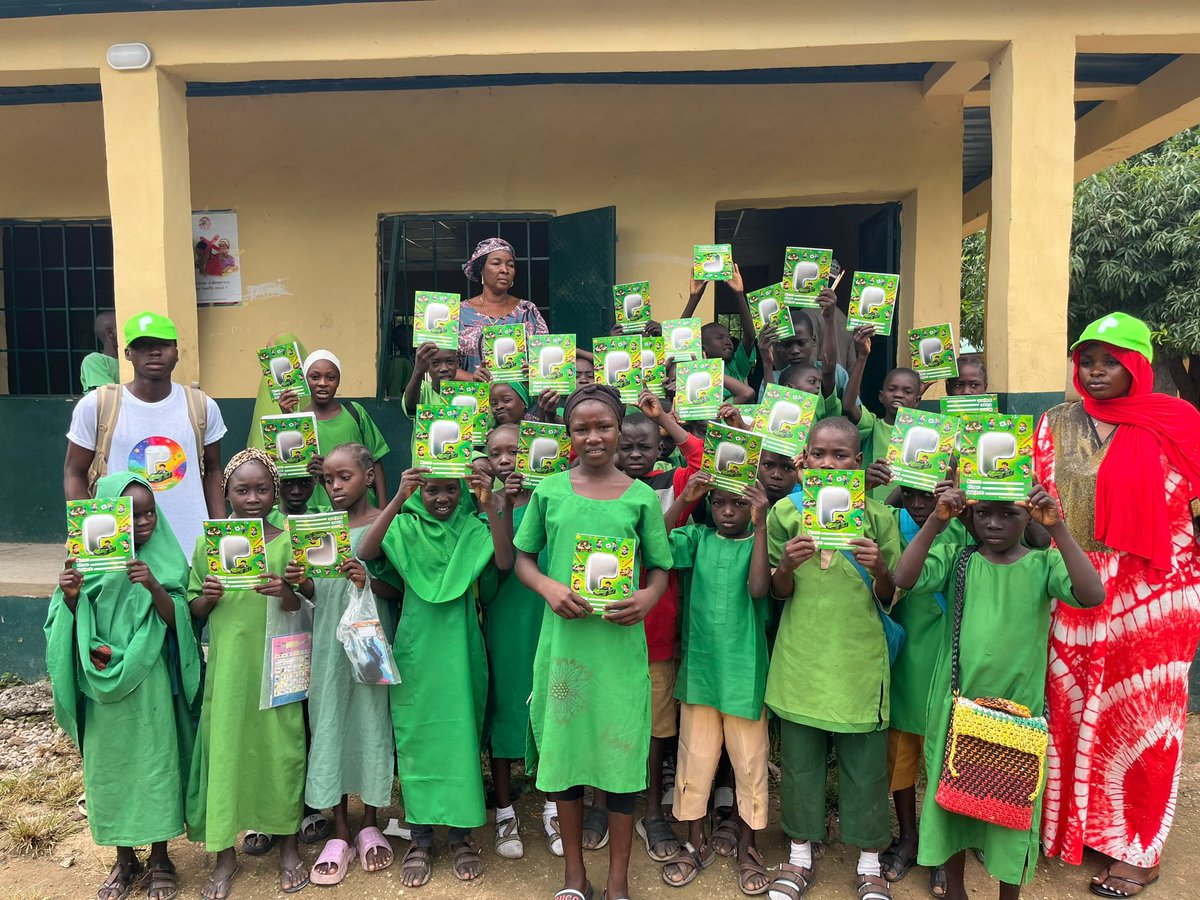 PonslaRH's tweet photo. @CryptoKaleo 1,500 🅿️ONS books donated in 8 countries.

It’ll keep going higher 💚 https://t.co/0igOMVV5qD