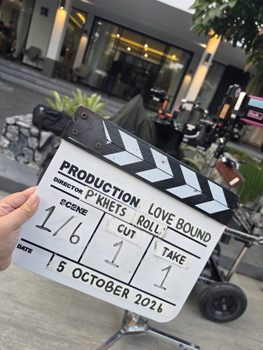 GirlsLove_es's tweet photo. ¡Da inicio el rodaje de #LoveBound! 

#LoveBoundQ1
#รักนี้ตีตรา https://t.co/AC7jSAXk1m