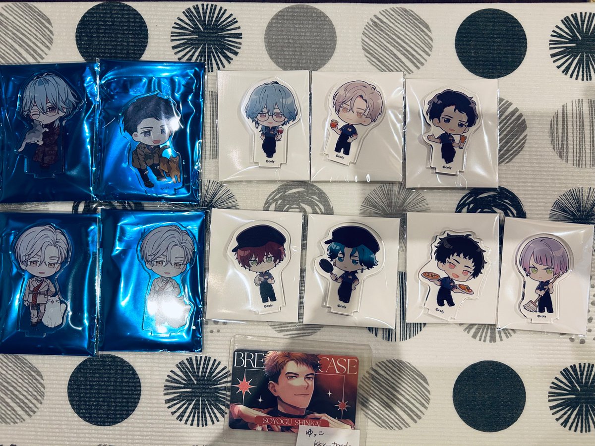 kky_trade's tweet photo. 【交換】ブレイクマイケース　ブレマイ　アクスタ

譲)画像1〜2枚目
求)画像3枚目　新開、相沢

※求はなるべく同数にしたいためお返事お待ち頂ける方
※他の募集ポストと纏めて交換歓迎
※局留め対応不可

お気軽にお声掛け下さい https://t.co/5oEMDkP0a3
