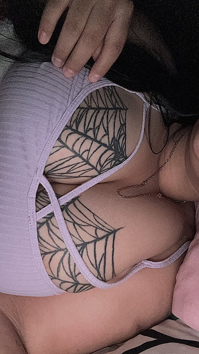 kimg5ib's tweet photo. 💜💜💜 https://t.co/HbBtA5gWf5 👈🏻👈🏻 SUSCRÍBETE PARA VER MÁS DE MI CONTENIDO EXCLUSIVO!! 🌟🔥 https://t.co/6kcTARZbi5
