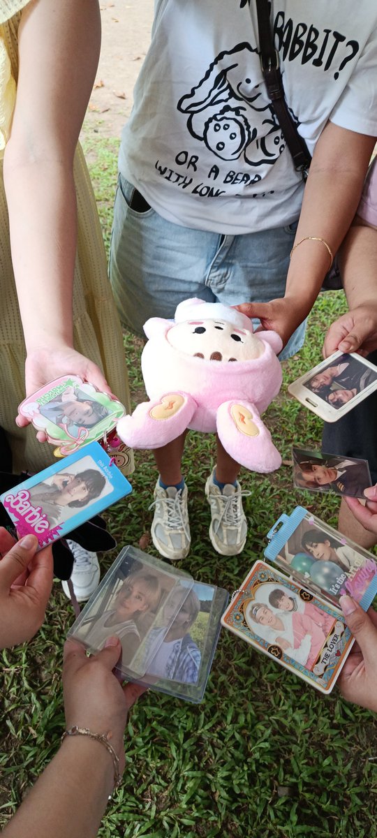 yjhanyx's tweet photo. 100426 😇 #PlayWithYoon
congrats momi @zkdlscoups to your successful event!! and bcs of that i was able to spend the day with this pretty babie, kimmy and other cute doggos! yay!! love u momi 🥹
also with my minion 🍌 PAPOIII!! https://t.co/mItFO1Sgxn