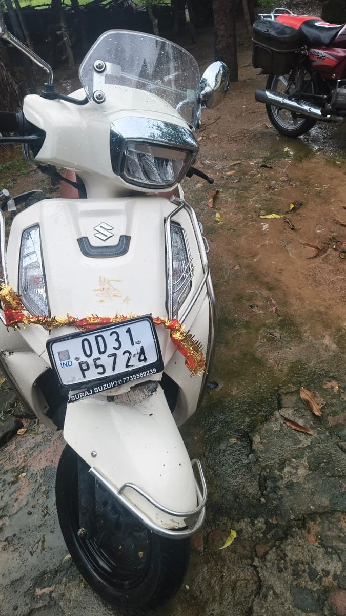 SBehera95's tweet photo. @IndusIndGenIn

Hii 
sir me sushanta Behera
State_Odisha ,Dist_Bargarh
Mera naya scooty access 125
25 september 2026 ko accident ho gya
Aaj 10 din k bad phone kiya to maa .behen gali de raha hai Insurance   bala ladka TARUN KUMAR PATRA krke koi Sambalpur se hai https://t.co/6nl4OkFo6P
