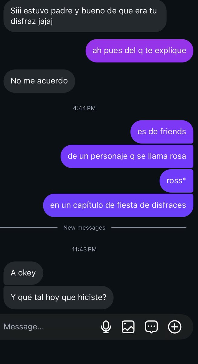 __okkki's tweet photo. como que no le gusté por mi súper disfraz de Rosa Geller haciendo referencia a el primer satélite artificial enviado por la Unión Soviética????? 

el tipo: me neta vale vrga tu disfraz preciosa pásame tu número y ya https://t.co/nec1peNOw3