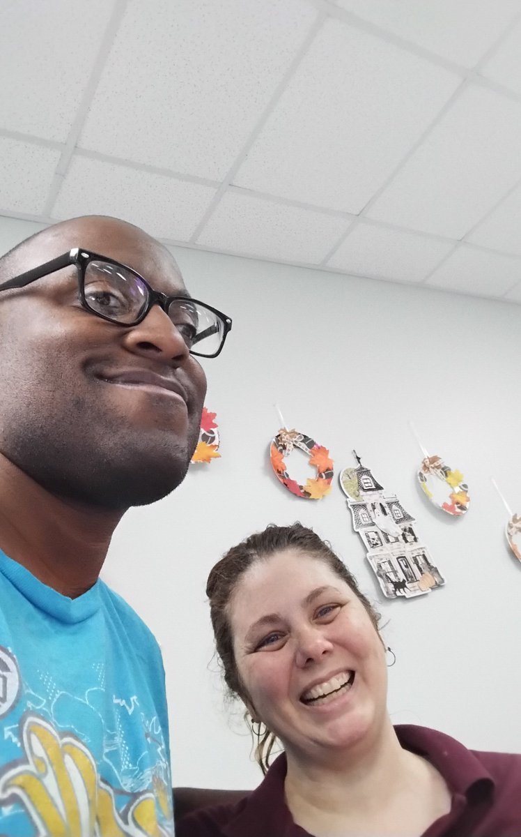 Dionecoleman1's tweet photo. I'm Having Fun At Work Today With My Friends https://t.co/ehgOMWgSX9
