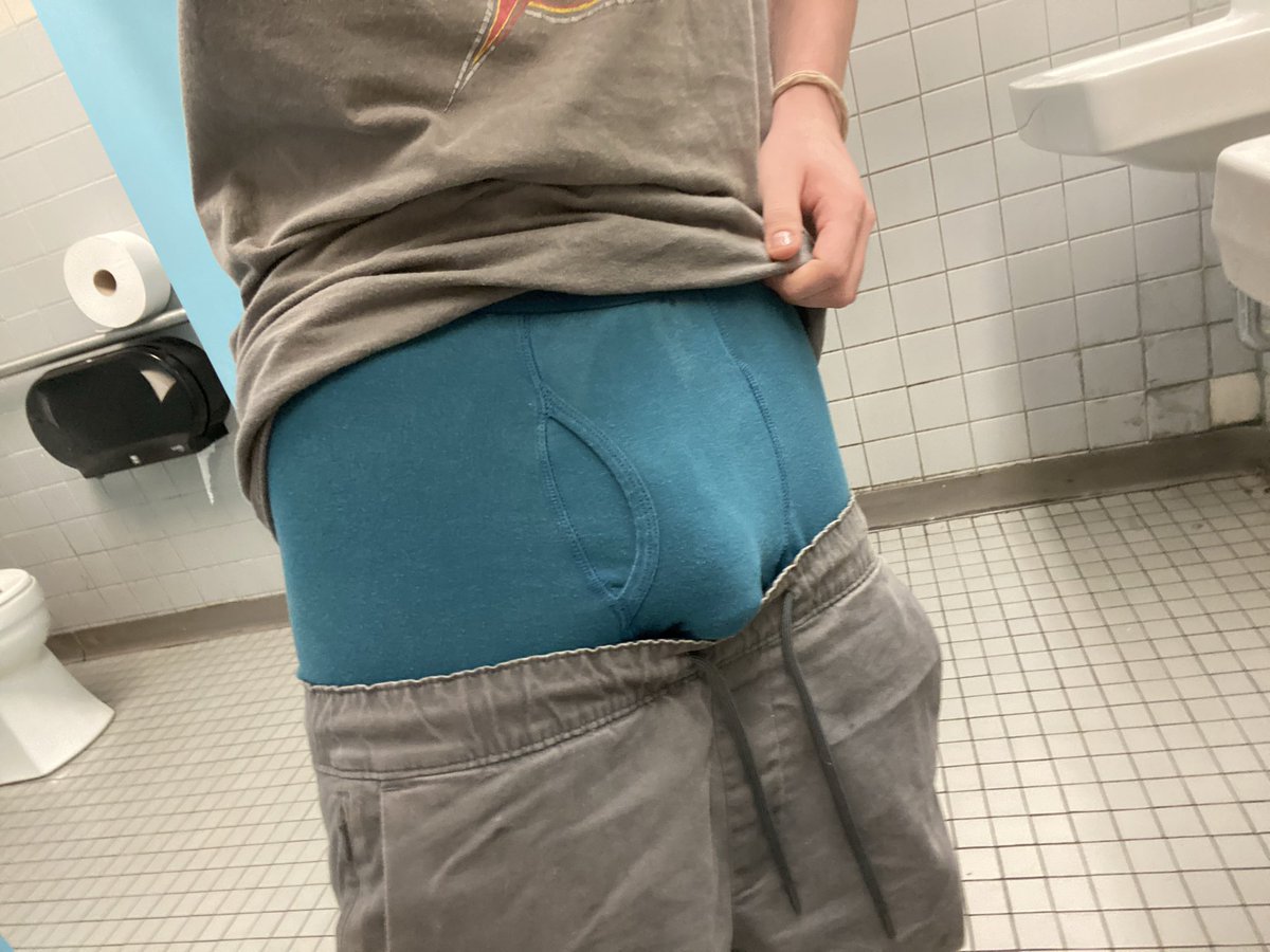 Underwearposter's tweet photo. Sagging in the grocery store bathroom waiting for someone to walk in. https://t.co/uSj8avgzIe