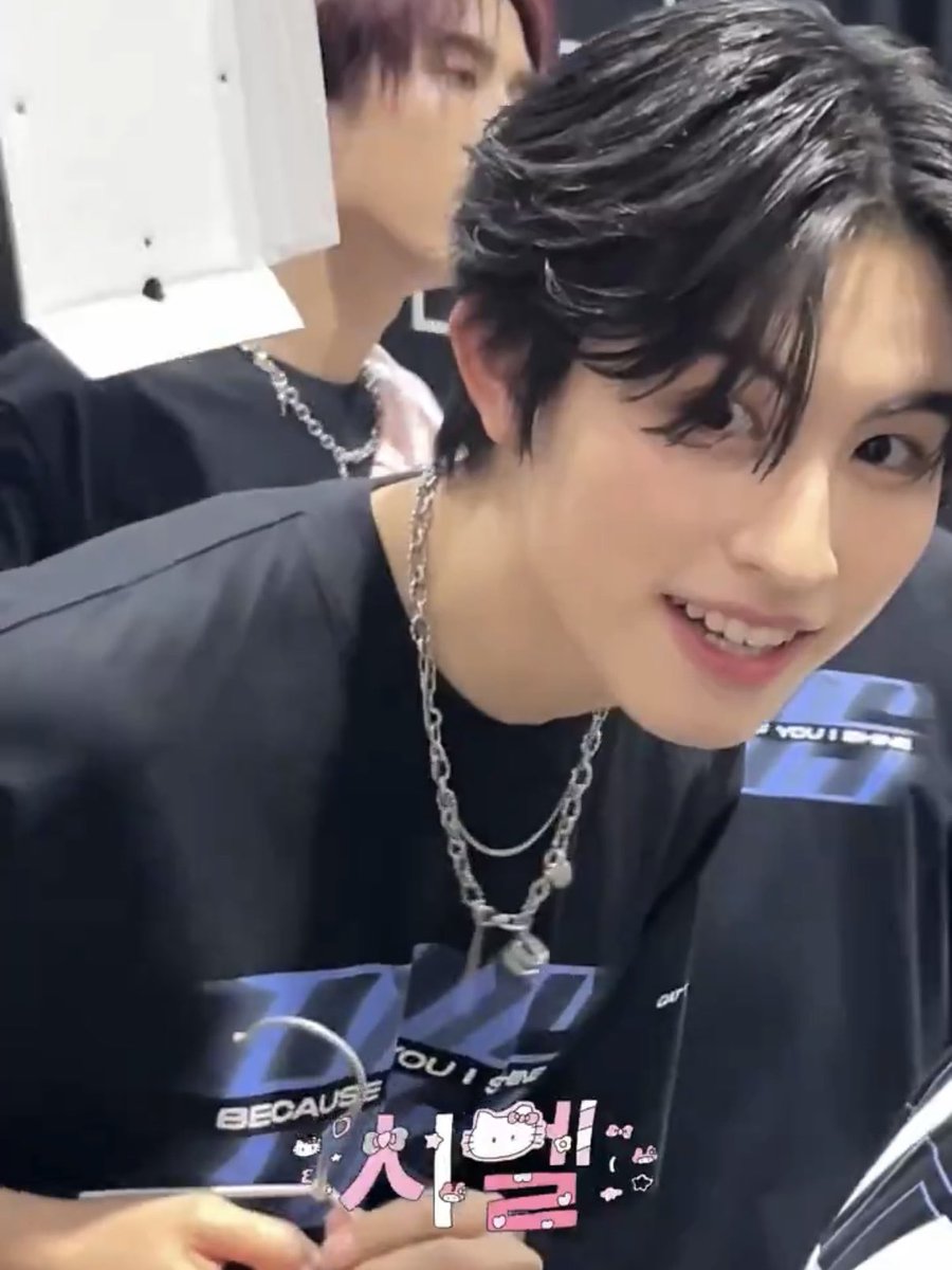 k151020n_'s tweet photo. มาขายเสื้อเอาแป๋วเข้าสู้ 🥺

sold out ค่ะะ https://t.co/7CepcgWbFy