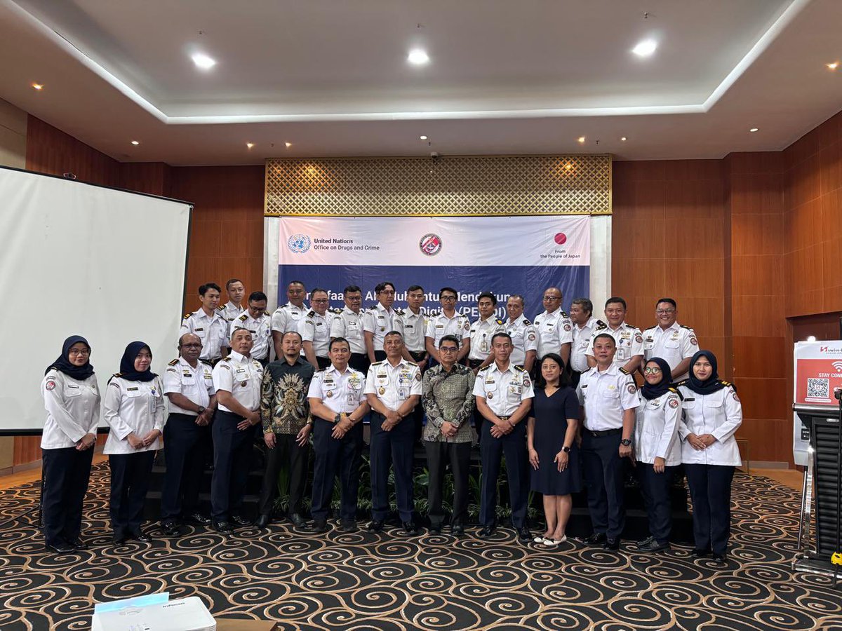 UNODC_BMB's tweet photo. @UNODC_BMB, with support from Japan 🇯🇵 @JapanMissionVie, conducted a 3-day workshop in Bogor with Bakamla 🇮🇩 to strengthen the use of the API Analytical Platform for integrated maritime security information management. https://t.co/JJRRfmE8Mu