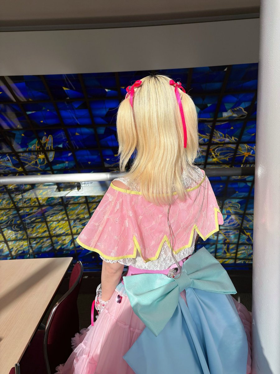 Hondo_dagaya_'s tweet photo. オフショット〜(^-^)/"🌏

髪飾りはこうなってました🩷🎀

「名探偵プリキュア！LIVE2026
キュアット熱唱！はなまるShowtime☆」
#precure #プリキュア #プリキュアライブ #たんプリ https://t.co/4rZmqwbIGH