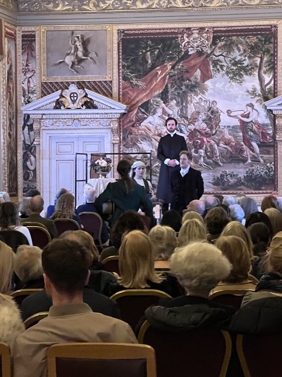 StoweHouse's tweet photo. Something strange is stirring … 👻
Join us for an atmospheric performance of A Christmas Carol on 21 December.

🎭 3pm matinee now available
🎄 7pm evening performance selling fast

A wonderful early Christmas present for anyone who isn’t a Scrooge. https://t.co/0sZ9H0eRaa https://t.co/whr0nNTkoL