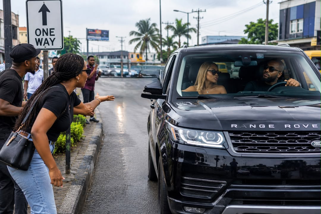 CoolFMPH's tweet photo. #WordAroundPh, Sponsored By Seinde Signature.

If you see someone taking one-way in Port Harcourt, would you confront them or mind your business?

What do you think is an appropriate punishment for people who take one-way in ph?

#GMNS w/ @ThisiSpaceman  x @cassyy_george https://t.co/O3gxCstx0D