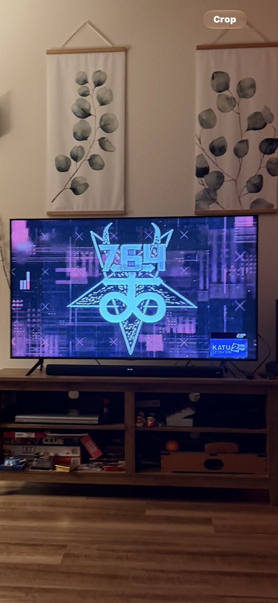 AderrisB's tweet photo. Yo @KATUNews explain bro. First ten seconds of them going live!!!! https://t.co/azgL6cxTgo