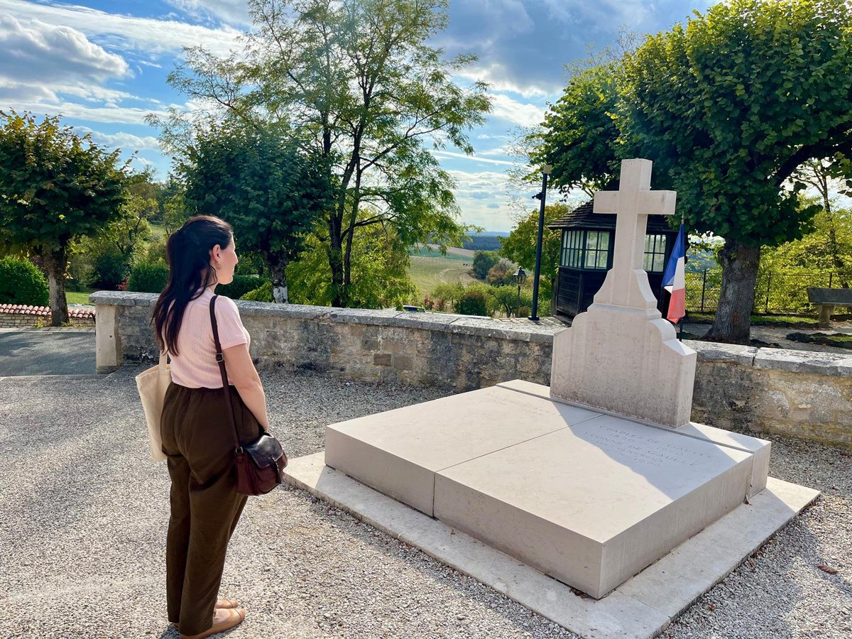 Maryceciliajose's tweet photo. Blessed to visit the beautiful home and resting place of one of my heroes, the great Charles de Gaulle, and to walk in the woods that he loved. A man whose Catholic faith, devotion to family, courage and patriotism remain a huge inspiration to us all. đšđ” #DeGaulle #Colombey https://t.co/NwrLhiSPY7