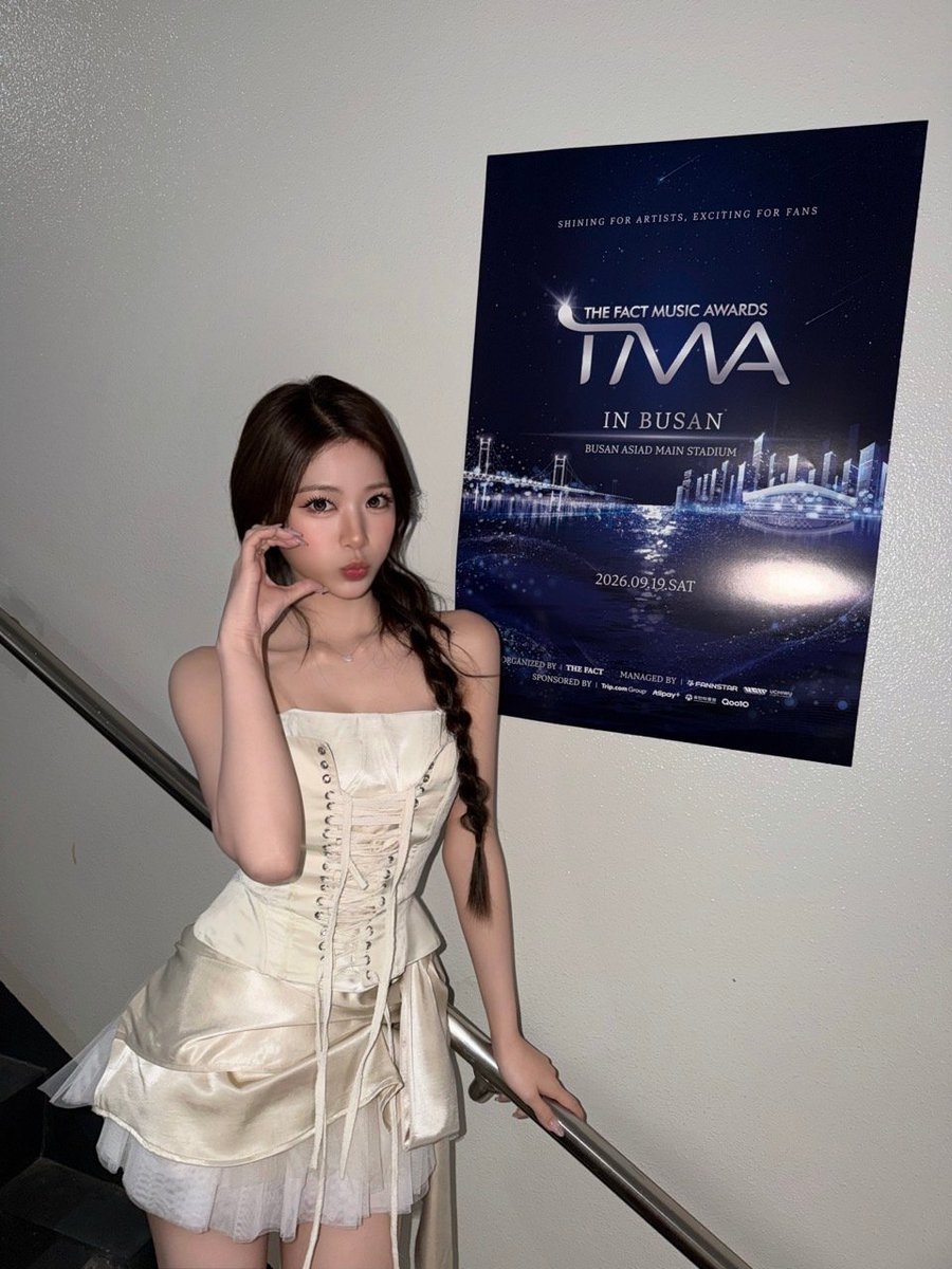 RESCENE_ZENNA's tweet photo. TMA 까엉이 왔다아 🤍🤍👼

#ZENA #제나 #ゼナ
#RESCENE #리센느 #リセンヌ https://t.co/ZrWQp5S27A