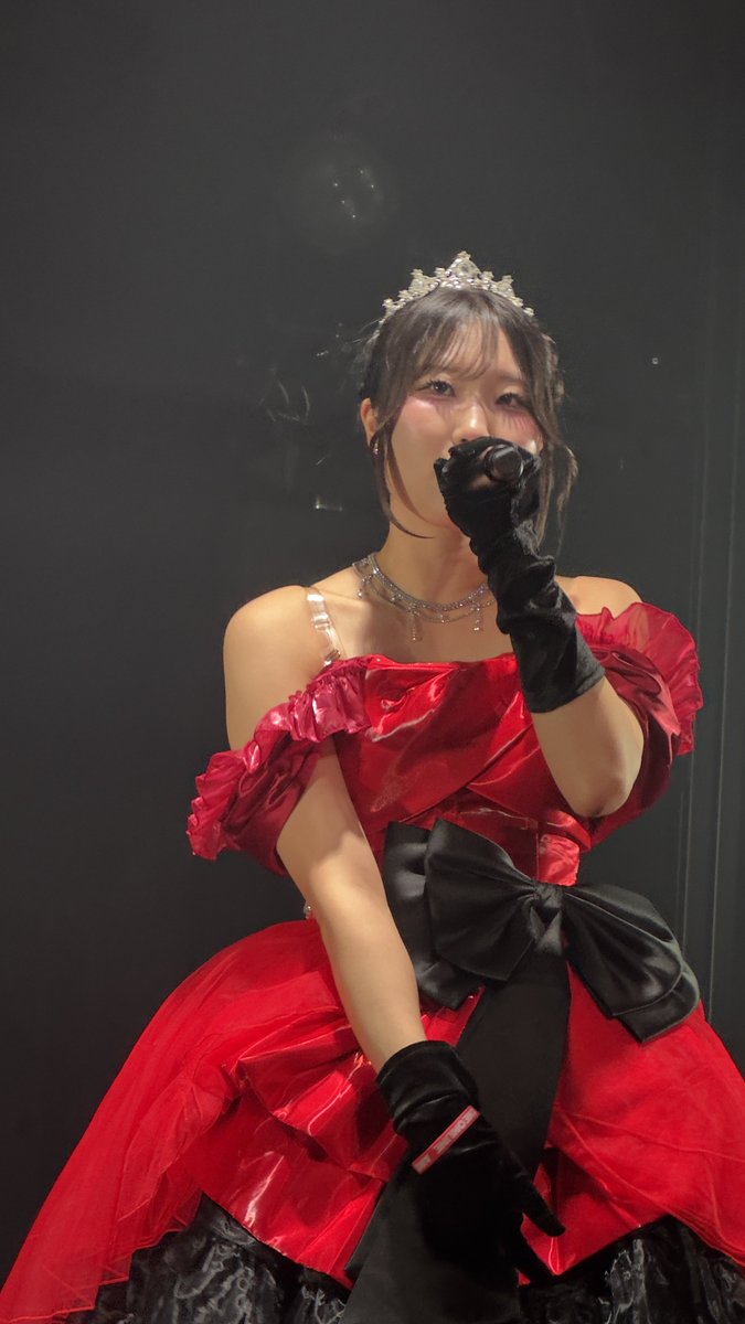 Enchan238's tweet photo. 白衣装撮れなかったけどAINOちゃんと言ったら赤やよね!
#相思相AINO
#NEONLINE https://t.co/NprHJAgqsO