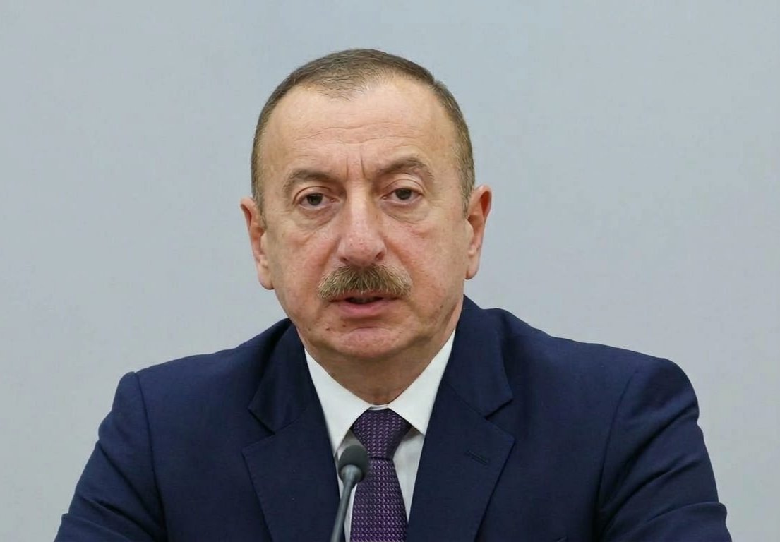 abdullahnaci's tweet photo. okullarda başörtüsünü yasaklıyor,
israil'in en büyük dostu, otoriterlikten taviz vermiyor. bunun binde birini mesut barzani yapsa, binlerce komplo teorisi üretirdi türk milliyetçileri. konu ilham aliyev olunca havaya bakıp ıslık çalıyor hepsi. https://t.co/wP6sC5krgr