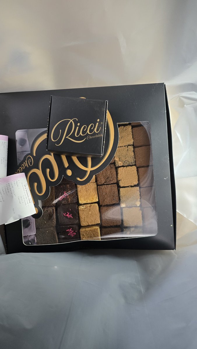 TorogiBoy101's tweet photo. Kastoy gayam dyay, haha gapo lang ti curiosity ket halos maysa oras ak nakipilpila ket kasta lang gayam๐คญ๐คฃ kala dyay Dubai Chewy Choco lang ti naimas๐คญ๐คฃ.
Napagastos ta la ketdj ti di oras nyahaha
#baguiocity https://t.co/cUd9LWosDZ