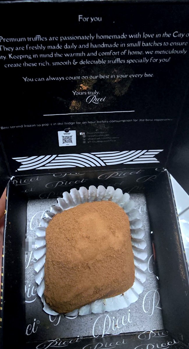TorogiBoy101's tweet photo. Kastoy gayam dyay, haha gapo lang ti curiosity ket halos maysa oras ak nakipilpila ket kasta lang gayam๐คญ๐คฃ kala dyay Dubai Chewy Choco lang ti naimas๐คญ๐คฃ.
Napagastos ta la ketdj ti di oras nyahaha
#baguiocity https://t.co/cUd9LWosDZ