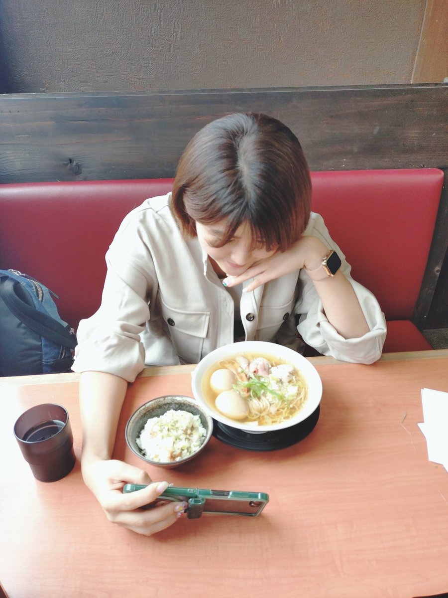 0914Time's tweet photo. 撮るのを撮る( ｰ`дｰ´)ｷﾘｯ

ここのラーメンうますぎてビックリ🤤
ヘビロテやな

岡田さんは後半戦スタート
してまーす🎰

⚠プロモーション https://t.co/r9pq9tr9wt