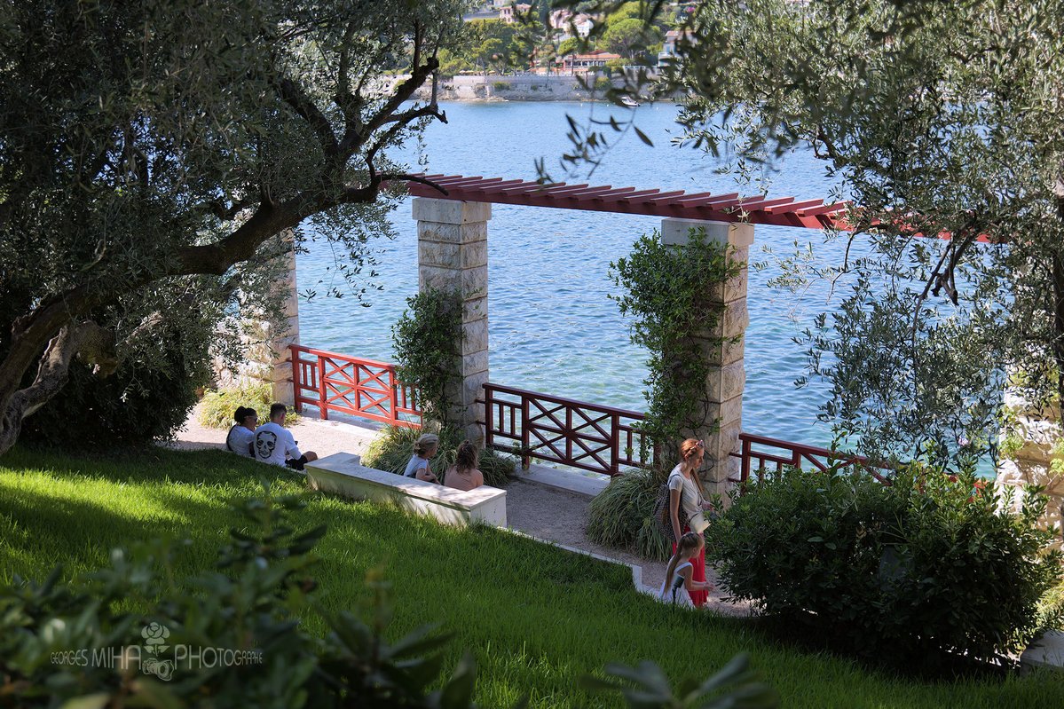 geozine_'s tweet photo. Beaulieu-sur-Mer
@VisitCotedazur @Beaulieu06310 @ExploreNCA #CotedAzurFrance #VillaKerylos #BeaulieuSurMer #GreceAntique #BelleEpoque #CapFerrat #ArtDetails #georgesmiha #geozine #nicetourisme #AmbassadeursCotedAzurFrance #ExploreNiceCotedAzur #AlpesMaritimes https://t.co/XYGmXAINcq