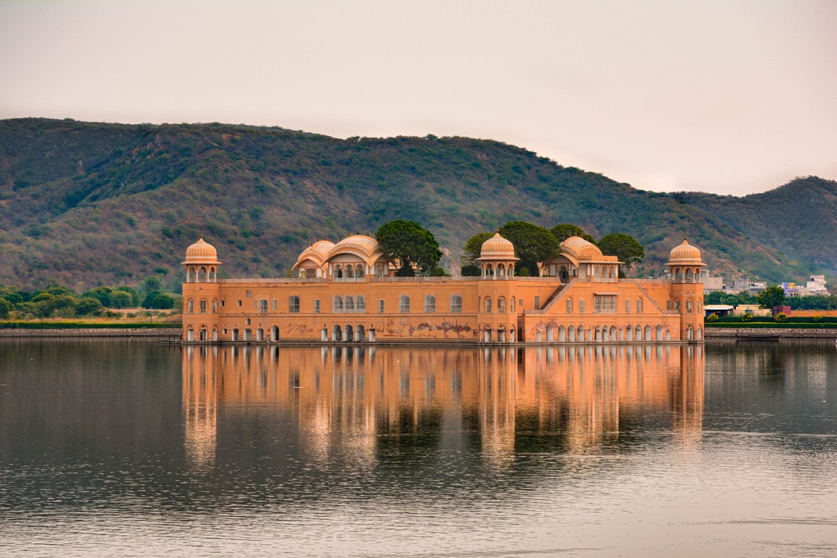 Hilstarholidays's tweet photo. 🌿Explore Bikaner, Jaisalmer, Jodhpur, Udaipur, and Jaipur with Hillstar Holidays. Discover royal heritage, forts, desert adventures, colorful markets, lakes, palaces, and unforgettable Rajasthan experiences. Call 7278582057/9903277934 to book your memorable holiday package. https://t.co/TDu6mBHlbH