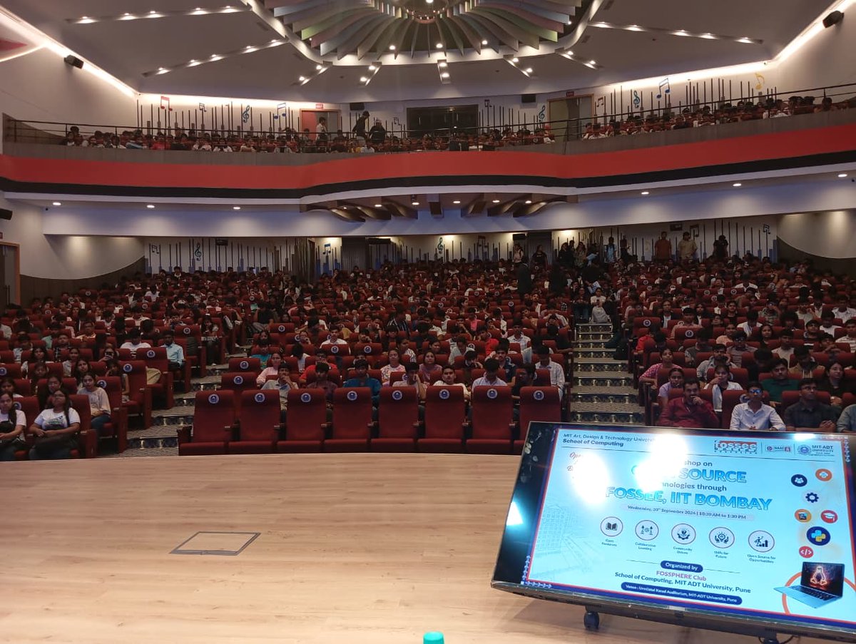 FOSSEE's tweet photo. #FOSSEE, #IITBombay, collaborated with FOSSPHERE – MIT ADT University &amp; the School of Computing, Pune for an engaging workshop on #OpenSource Technologies.

Students explored how #FOSS can empower them to #Learn, #Build  &amp; #Innovate with real-world impact.

📩 info@fossee.in https://t.co/oORwd1ucD3