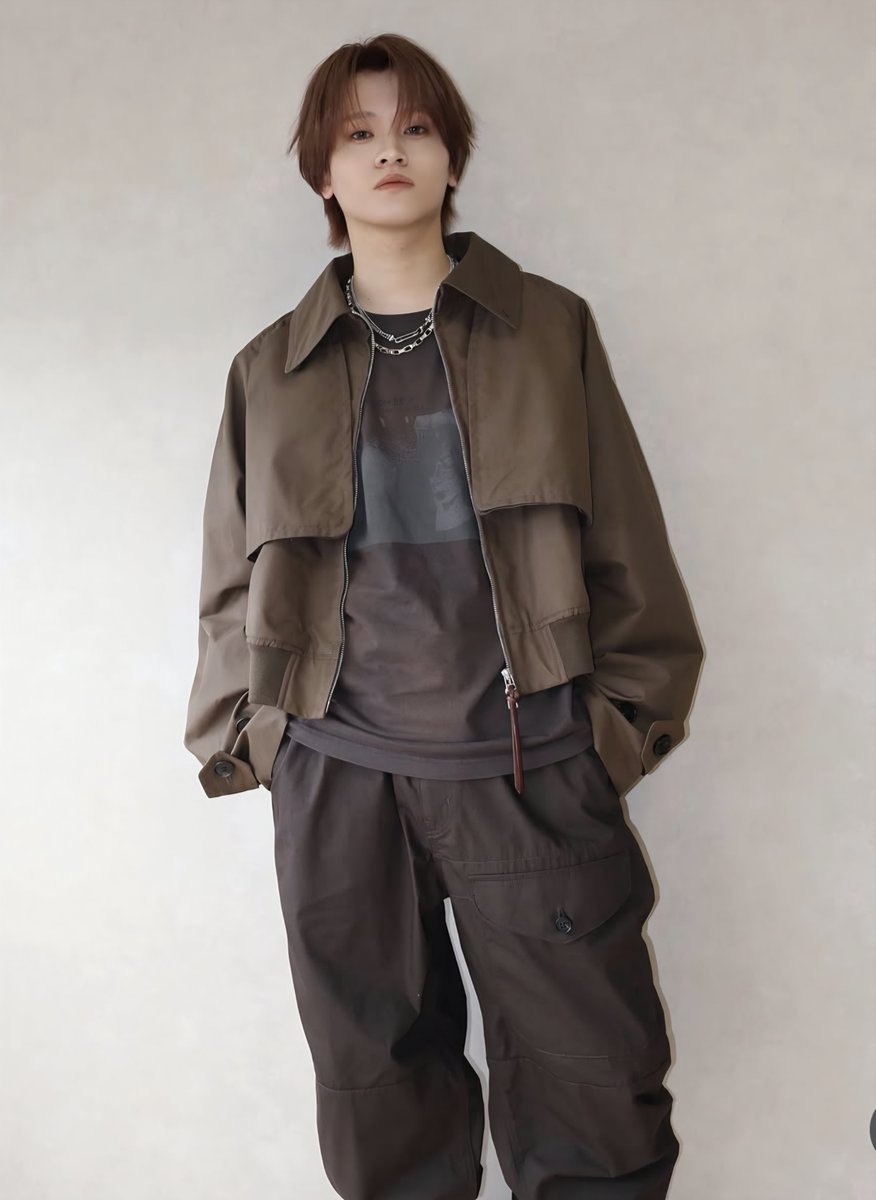 k_handplay's tweet photo. 露出が増えると衣装も増える
衣装が増えるとヘアメも変わる
本当にちょっと前では信じられない位のたくさんの衣装
本当にかっこよくて週何回もしんでる https://t.co/DQowEJkHWL