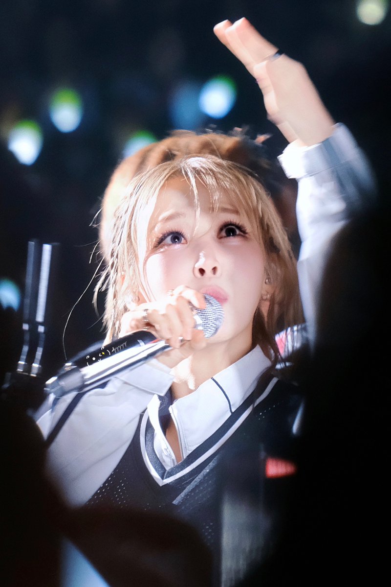 lyyyyy1224's tweet photo. Oᴗoಣ ☆⋆｡𖦹°‧★
261004 마마무 4WARD in 홍콩
MAMAMOO WORLD TOUR in HongKong

#마마무 #솔라 #문별 #휘인 #화사 #mamamoo #Solar #Moonbyul #Wheein #Hwasa  
#MAMAMOO #4WARD  
#MAMAMOO2026  
#MAMAMOO_2026_WORLD_TOUR https://t.co/ZmXhu7rR0Q