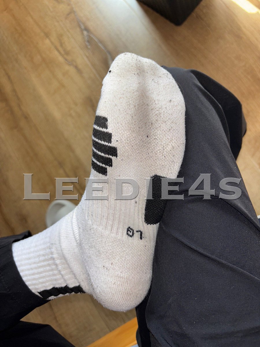 Leedie4s's tweet photo. for sale https://t.co/2vm0QwhDg8