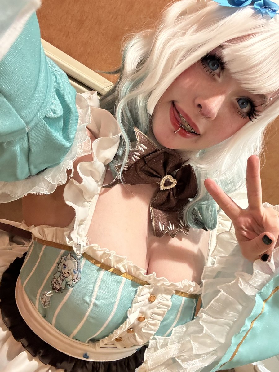 vioporeon's tweet photo. - Intro / new pinned! 

          . ✦ ݁ ˖ Vion/vio 

- I cosplay! I’m a big fat nerd and I deathly love Vaporeon and anything puppy related! 
Ur fav candy obsessed puppy.. https://t.co/dgZ0BPOydm