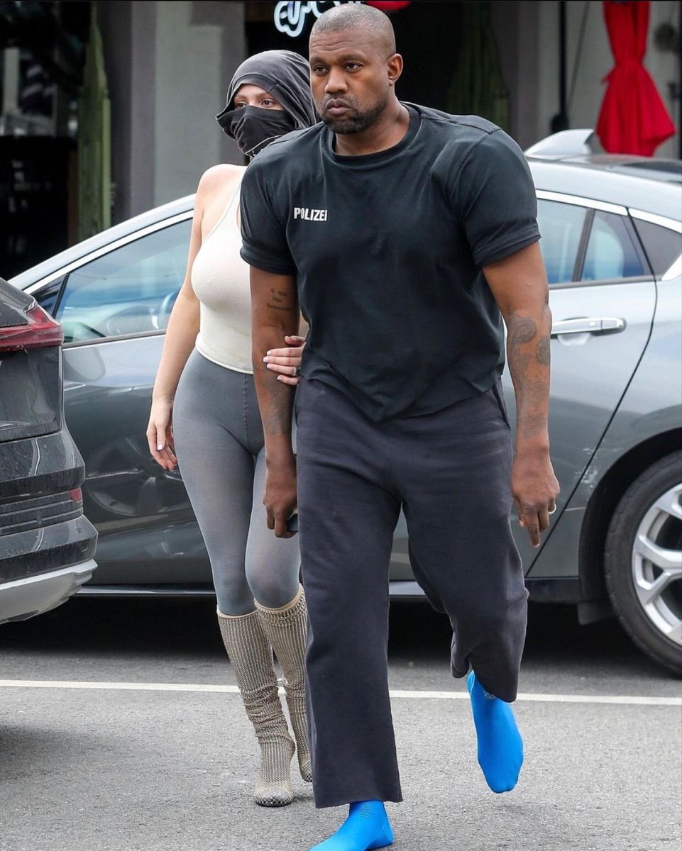 iamaylah_'s tweet photo. I wonder who convinces who to leave the house like that https://t.co/iBWlvMEW1C