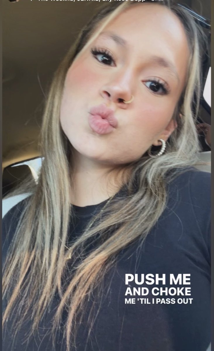 Ronn1sqn's tweet photo. My favorite piece of meat to jerk too her tik toks and insta is all I need to jerk off too https://t.co/tMhtlCBYsS