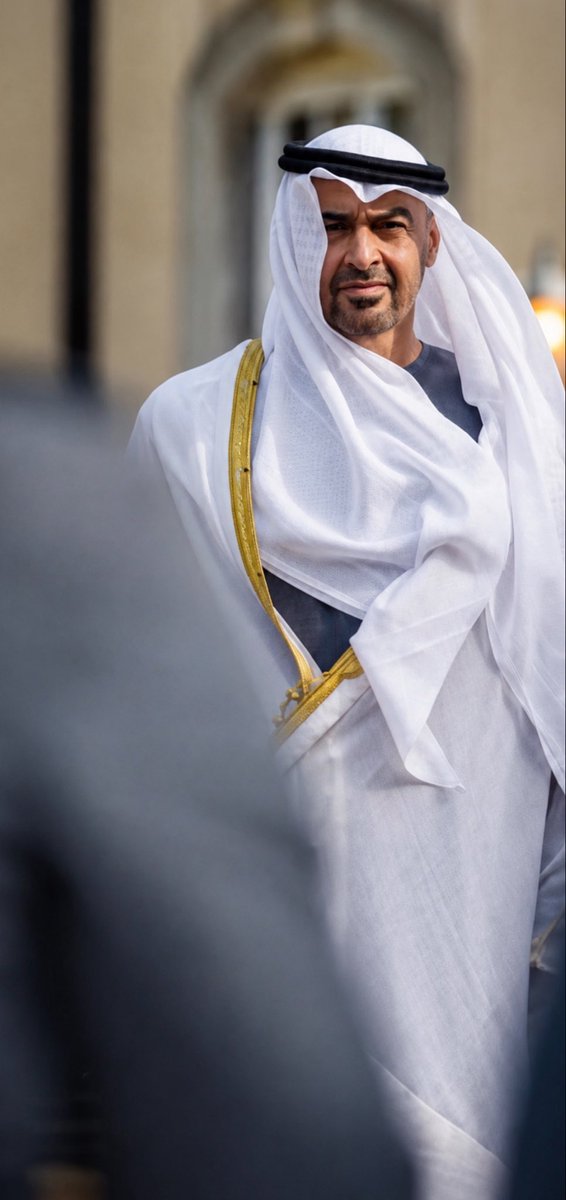 obaidALBL1's tweet photo. الشيخ محمد بن زايد.. اسمٌ ثقيل في ميزان السياسة، وقائدٌ تُحسب لمواقفه ألف حساب.. 🇦🇪🇦🇪 https://t.co/UlBBcto94V