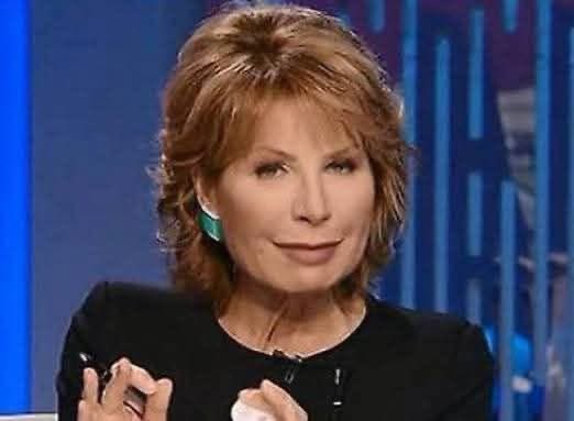 ninabecks1's tweet photo. Certo che ci vuole del coraggio…

Mi dicono che quel campione di intelligenza e correttezza che si chiama Gruber ha voluto insultare la Meloni denigrandola per la sua estetica e chiamandola "diversamente alta". Praticamente dandole della nana. D'altra parte i fatti danno ragione alla Gruber perché se la Meloni fosse giovane , fresca e bella come lei ed incapace di andare dall'estetista per farsi ritoccare, come lei, avrebbe avuto un posto di giornalista a La 7. Invece a causa della sua bassa statura e delle fattezze estetiche non all'altezza di quelle della Gruber, è stata declassata e fa solo il Presidente del Consiglio. Così è la vita , commenterebbe Pirandello!

Massimino Vitali