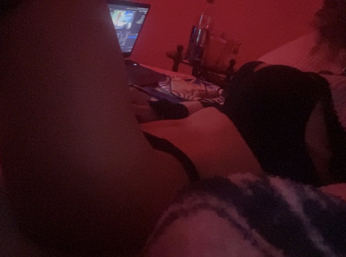 mxmmystxr's tweet photo. sigh if only i had a sugar daddy… 👀 #nsfw #nsfwtwt https://t.co/FH6Wz1tg4E