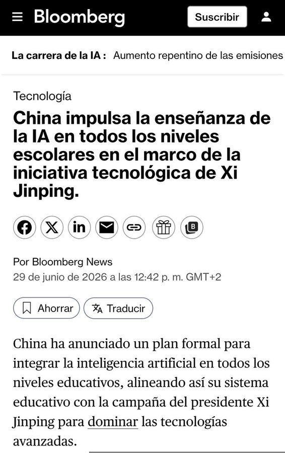 virginiog's tweet photo. Mientras en Cataluña/España se habla de prohibir la IA en educación
China (que tiene los mejores ingenieros/STEM del mundo) impulsa enseñanza de IA en TODOS los niveles educativos desde 6 años  ESTRATÉGICO apostar por la  competencia: Alfabetización en IA https://t.co/OxHRJtdXQo https://t.co/Jkd4JsScYs