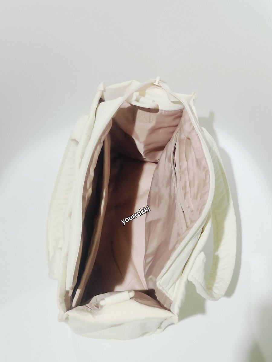 yourrukki's tweet photo. ส่งต่อกระเป๋าBAGSMART
220 ส่งฟรี❤️

กระเป๋าถือทรงสี่เหลี่ยมแฟชั่นลำลองสีเบจ
มีซิป ใส่ไอแพดได้
ขนาด 10.6×5.5×7.8 (นิ้ว)

#ส่งต่อbagsmart #ส่งต่อกระเป๋า #ส่งต่อกระเป๋ามือสอง #กระเป๋ามือสอง #bagsmart
#ส่งต่อbagsmart #โล๊ะของ https://t.co/t8lstqKU7v