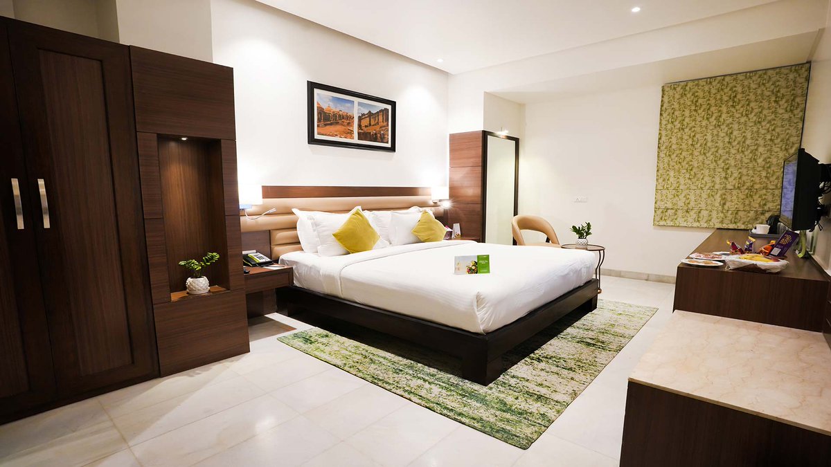 Hilstarholidays's tweet photo. 🌿Book your Jaipur hotel with Hillstar Holidays for comfortable stays, royal ambience, warm hospitality, and easy reservations at exciting prices. Call 7278582057/9903277934 today for trusted booking and an unforgettable Rajasthan holiday experience with excellent service. https://t.co/qEc5RCJGZo