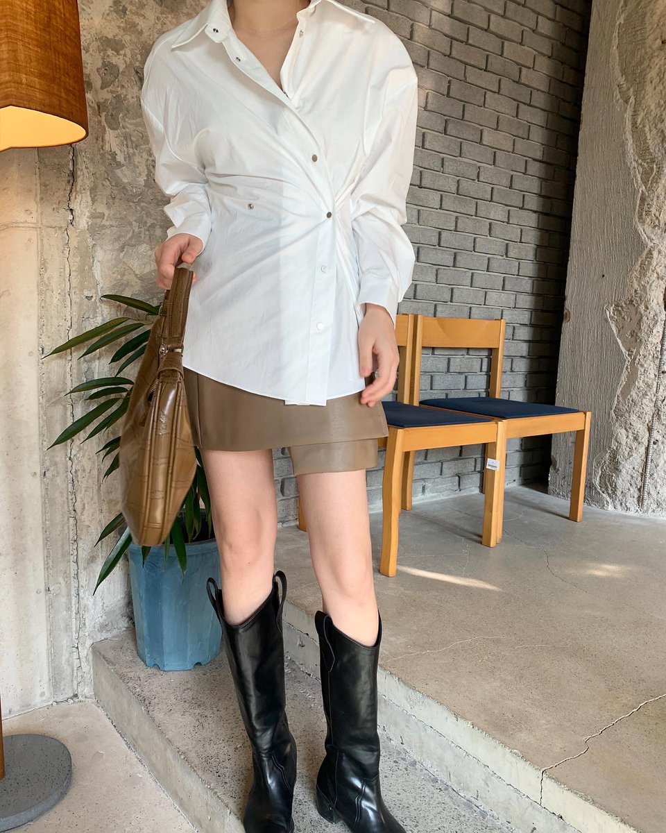 _Jannainaa's tweet photo. 財布を開いたときの切なさは、世界共通のミステリーだよね。今日も一日お疲れ様！ 🚀😎
RrLC https://t.co/Fu6qAcQNjx
