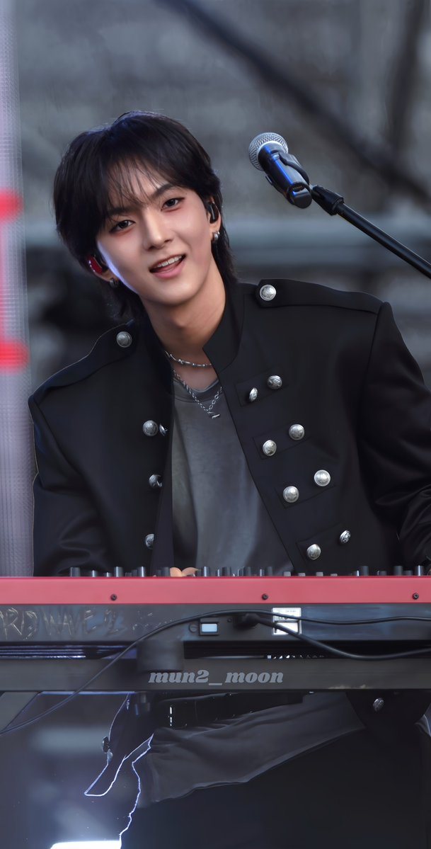 mun2_moon's tweet photo. 놀자~！ 🦊✨
-
XMF
20261004
#XMF
#오드 #Ode
#XdinaryHeroes 
#엑스디너리히어로즈 https://t.co/wdeRZiVaiD
