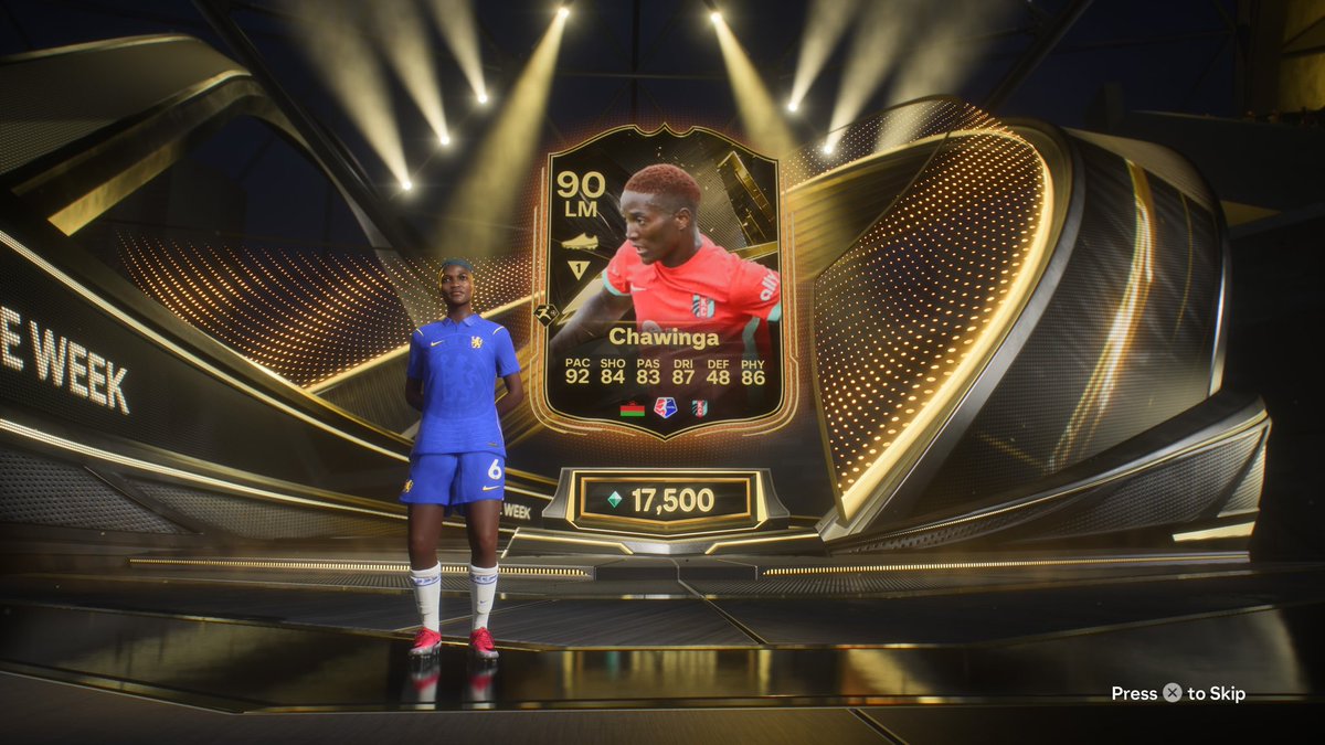 cfcShadow's tweet photo. 13-2 very happy for the 1st WL of the year. 

88x3 was mid, chose TOTW pack and got ANOTHER Chawinga 😂 she’s 200k, so more coins for Pina POTM. 

mvp: Debinha 👑 

#FC27 #Champs #WL https://t.co/cBtFwD2lWn