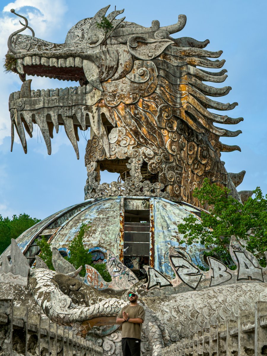 hellangle2's tweet photo. Con Rồng Bị Bỏ Rơi https://t.co/X2TnHsoeeK