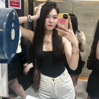 RafaelaVanel's tweet photo. #NewProfilePic https://t.co/A4g4JoUIeG